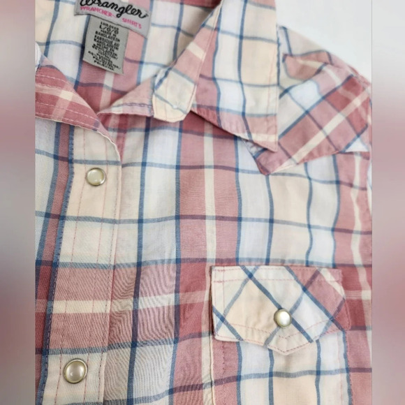 Wrangler Pearl Snap Pink Plaid Western Style Top. - Picture 3 of 9